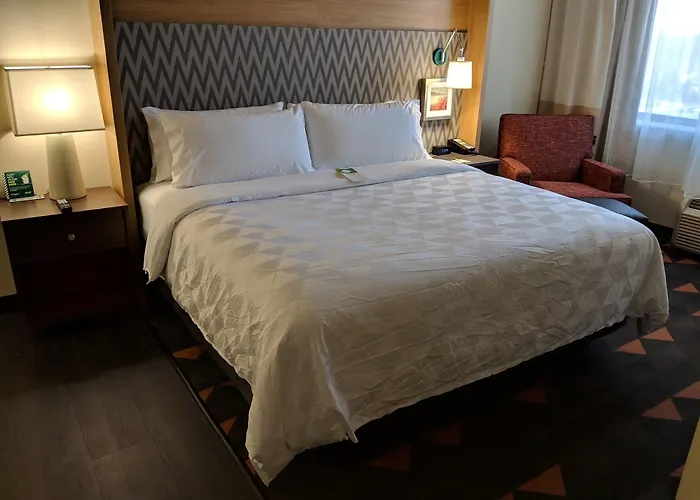 Hotel By Ihg