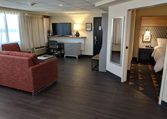 By Ihg Hotel Champaign