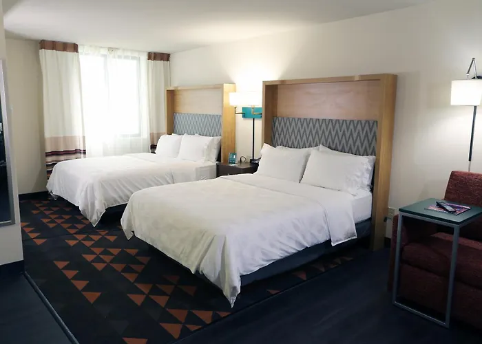 By Ihg Champaign